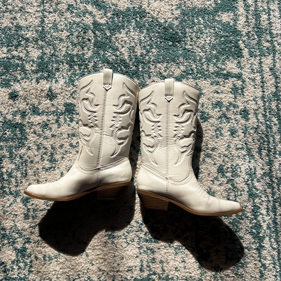 Soda Shoes - Soda White Western Cowboy Boots